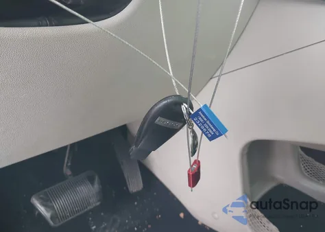 2013 Dodge Grand Caravan Sxt from USA, damaged, VIN 2C4RDGCG5DR717292